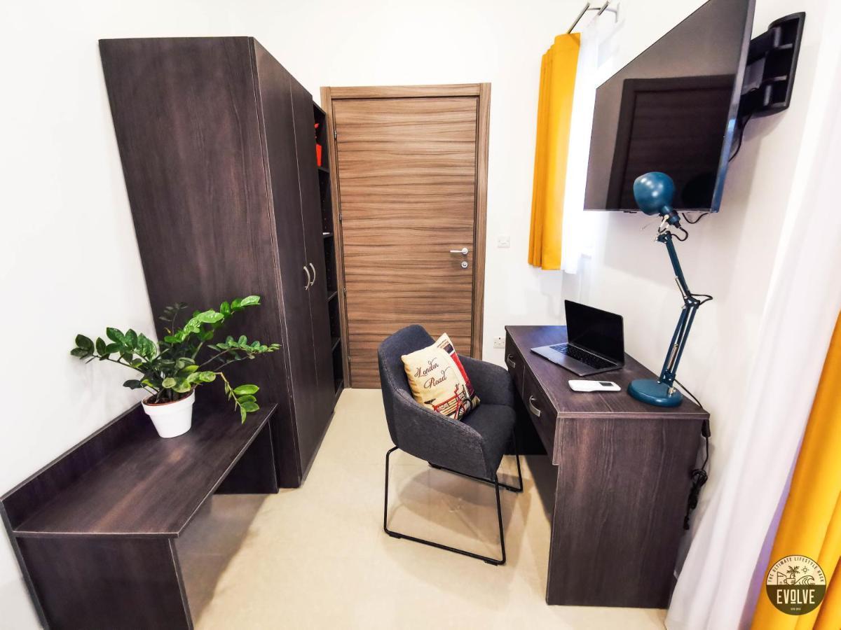 Evolve Coliving Guesthouse Sliema Exterior photo