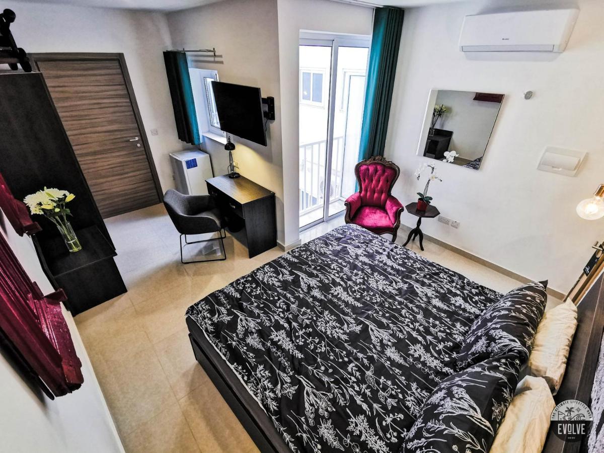 Evolve Coliving Guesthouse Sliema Exterior photo