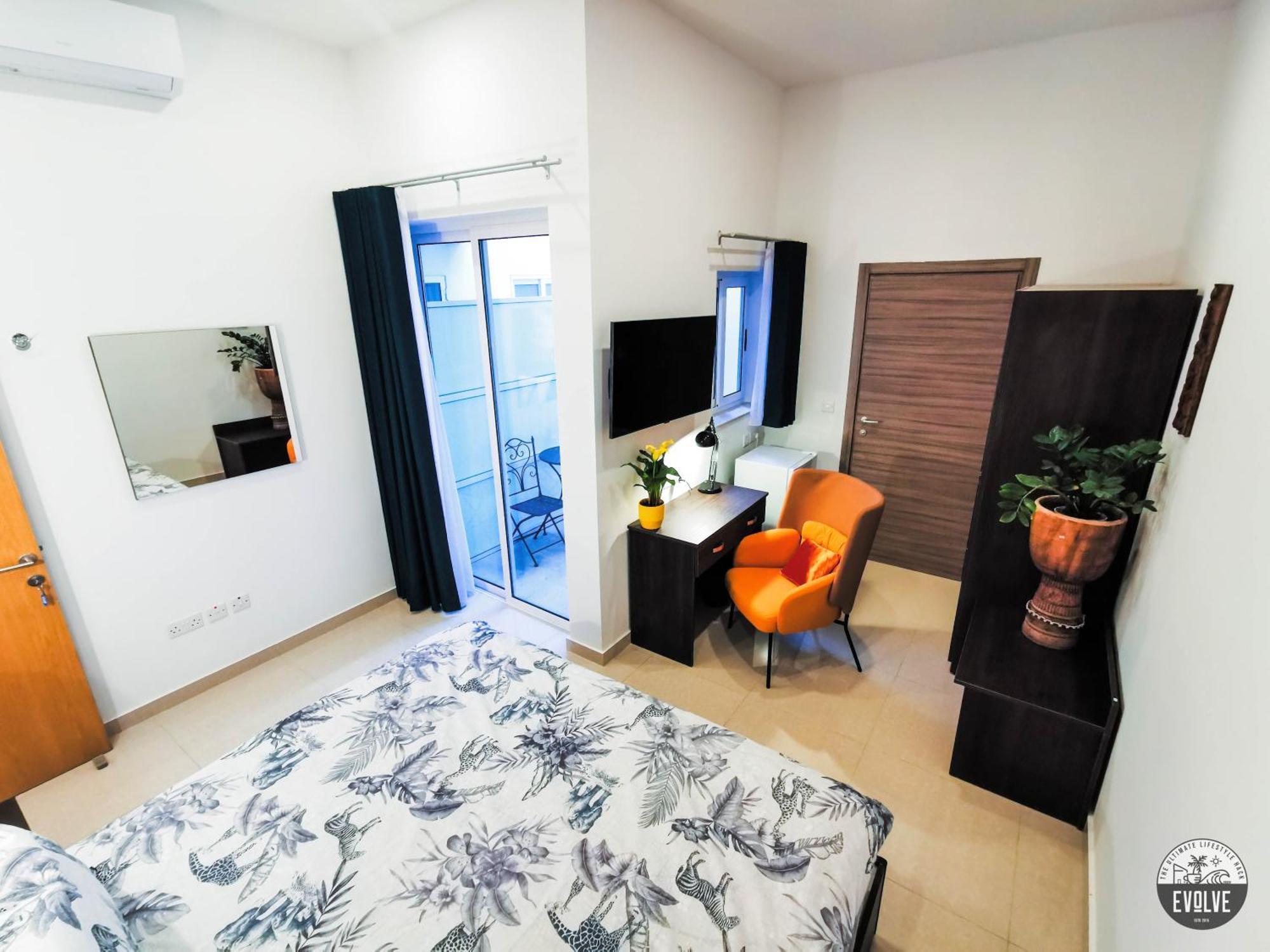 Evolve Coliving Guesthouse Sliema Room photo