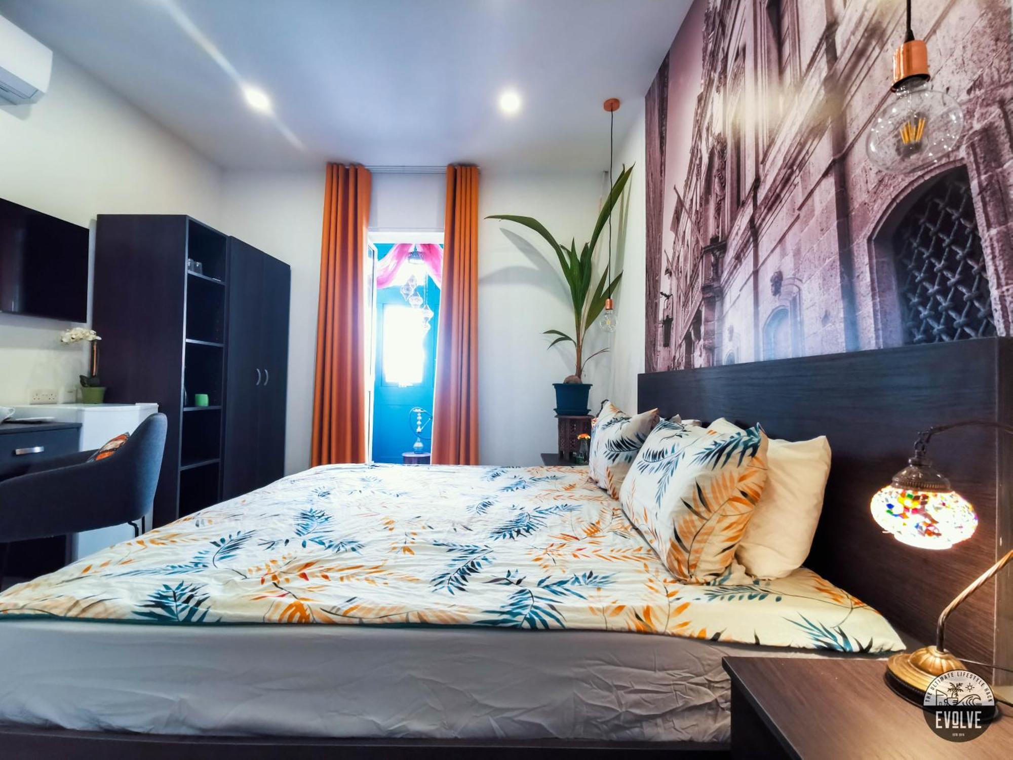 Evolve Coliving Guesthouse Sliema Room photo